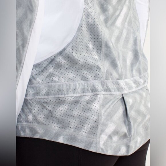 NEW Lululemon Nothin' But Run Jacket blazer full zip lightweight active 10 white - Picture 7 of 8